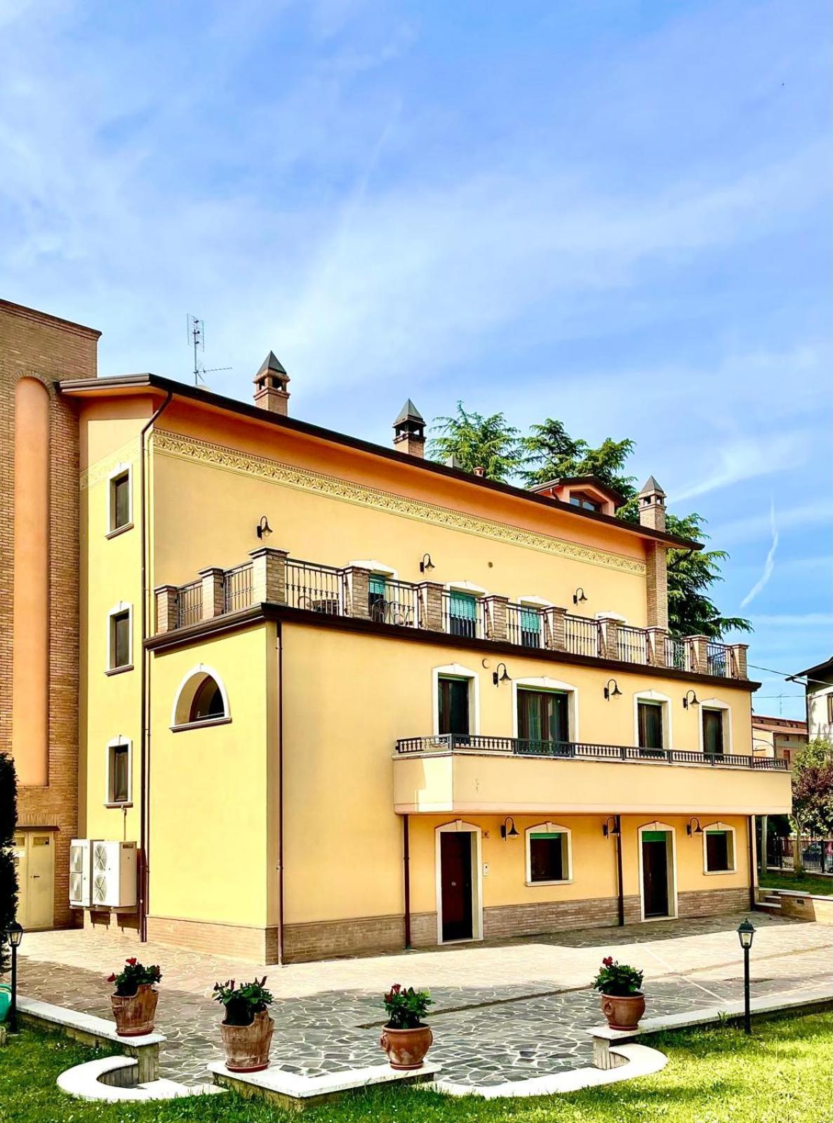 Villa Adige Luxury - M&M Holiday House Perugia Luaran gambar