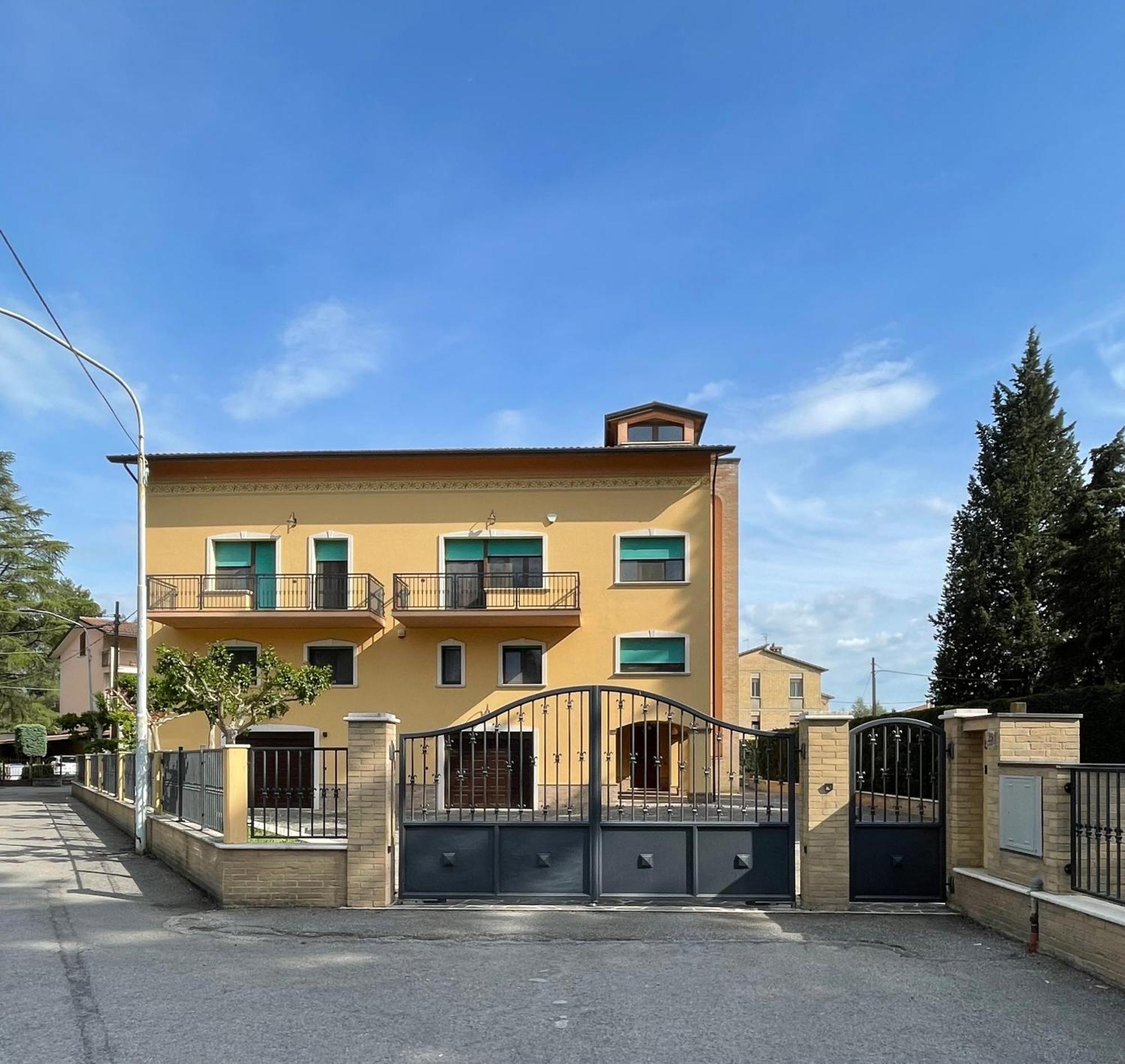 Villa Adige Luxury - M&M Holiday House Perugia Luaran gambar